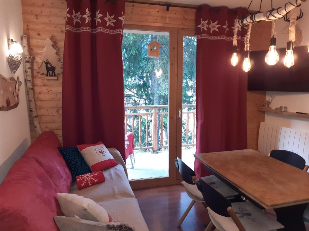 VALFREJUS - Appartement L'Erable Les Chalets de Florence 2 - Chaleureux et fonctionnel - plein centre à côté des télécabines - 4 à 7 pers Extérieur photo